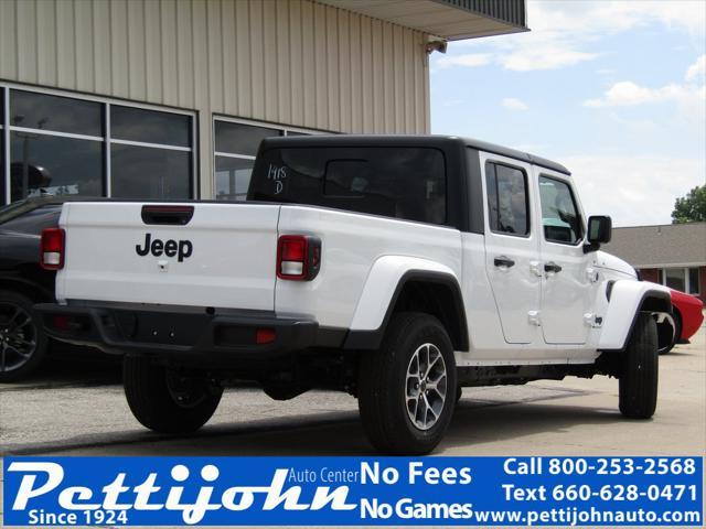 new 2024 Jeep Gladiator car, priced at $45,000