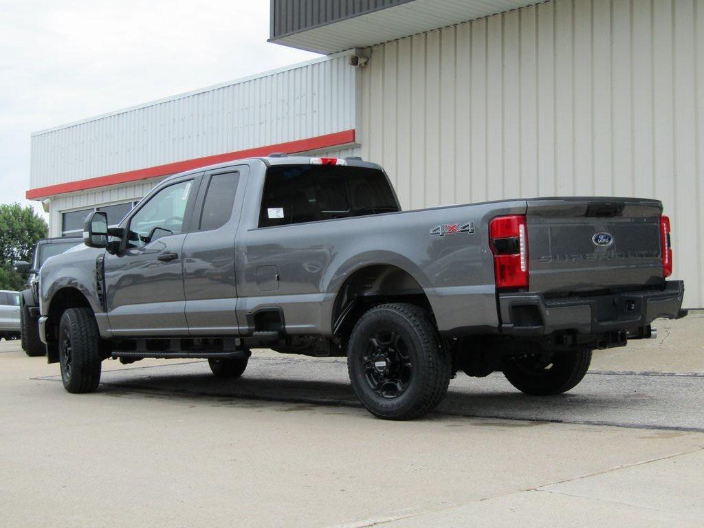 new 2025 Ford F-350 car, priced at $56,580