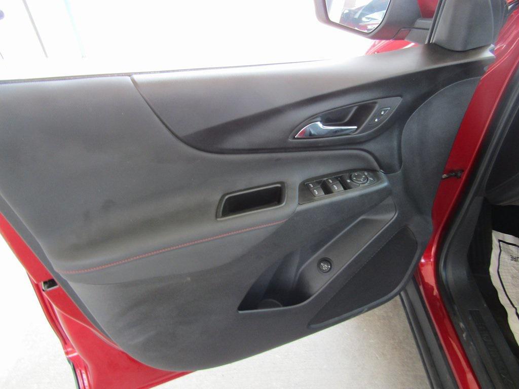 used 2022 Chevrolet Equinox car, priced at $25,000