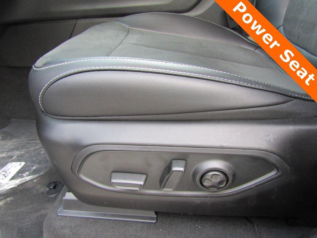 new 2025 Jeep Grand Cherokee L car, priced at $45,780