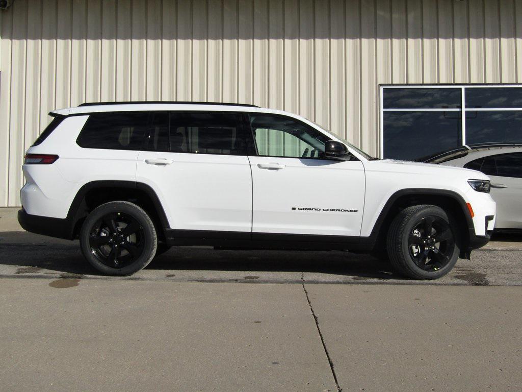 new 2025 Jeep Grand Cherokee L car, priced at $45,780