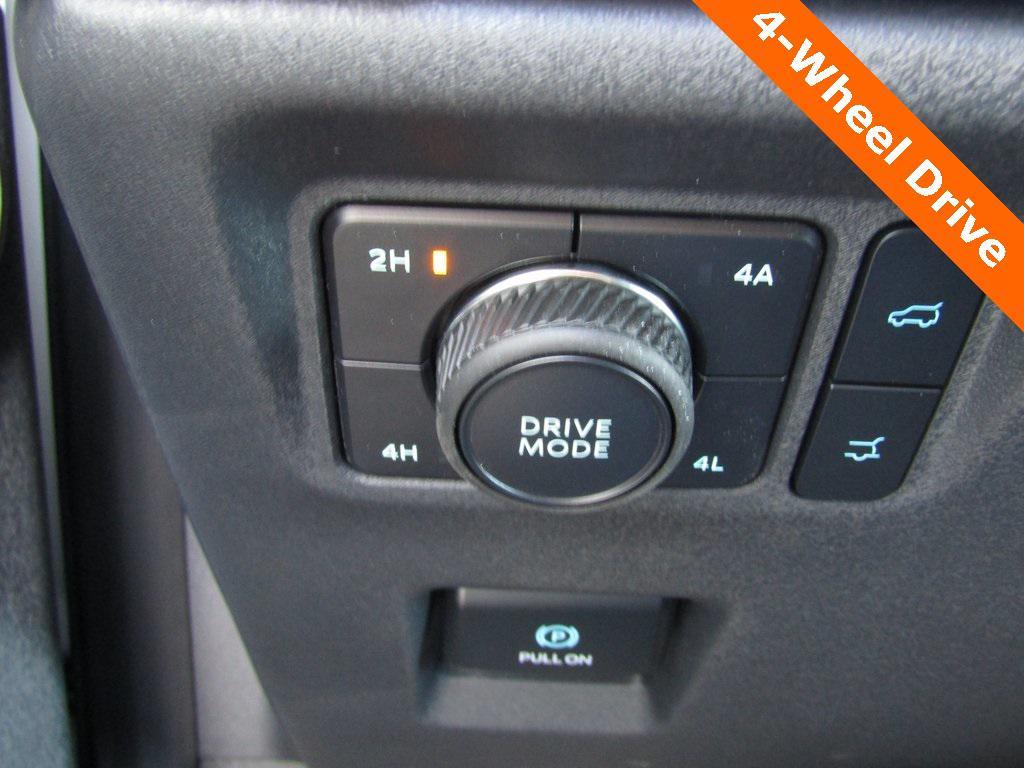 new 2025 Ford Expedition car, priced at $86,385