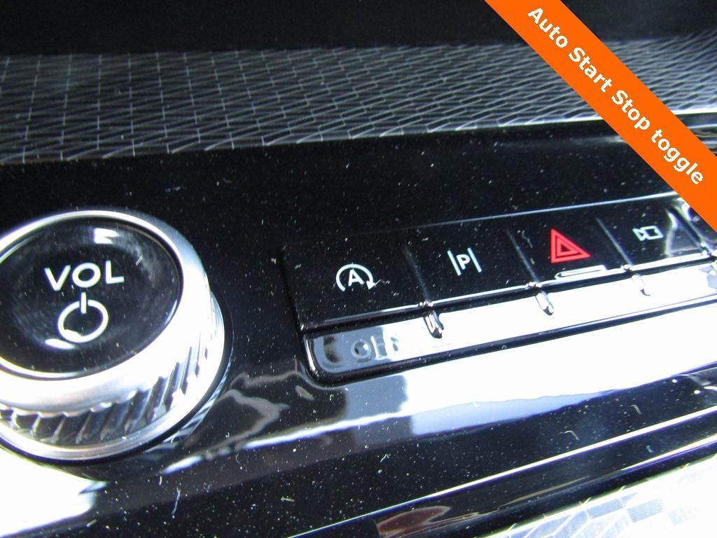 new 2025 Ford Expedition car, priced at $86,385