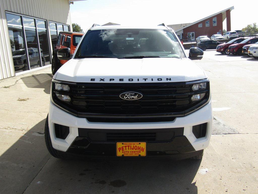 new 2025 Ford Expedition car, priced at $86,385