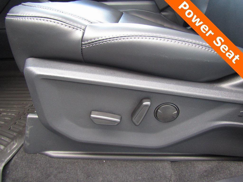 new 2025 Ford Expedition car, priced at $86,385