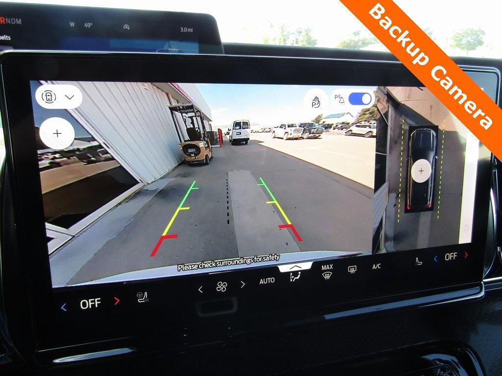 new 2025 Ford Expedition car, priced at $86,385