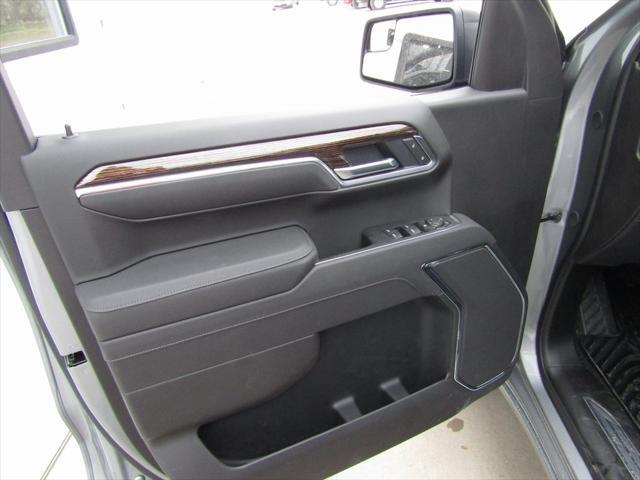 new 2025 GMC Sierra 1500 car, priced at $52,390