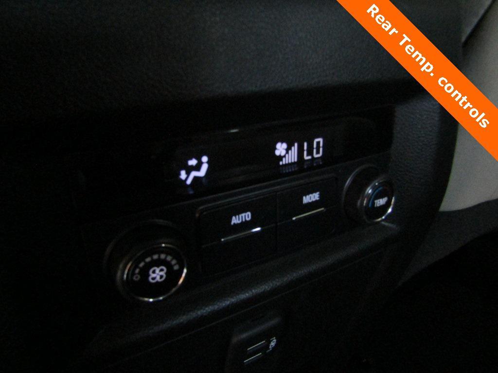 used 2022 Chevrolet Traverse car, priced at $24,000