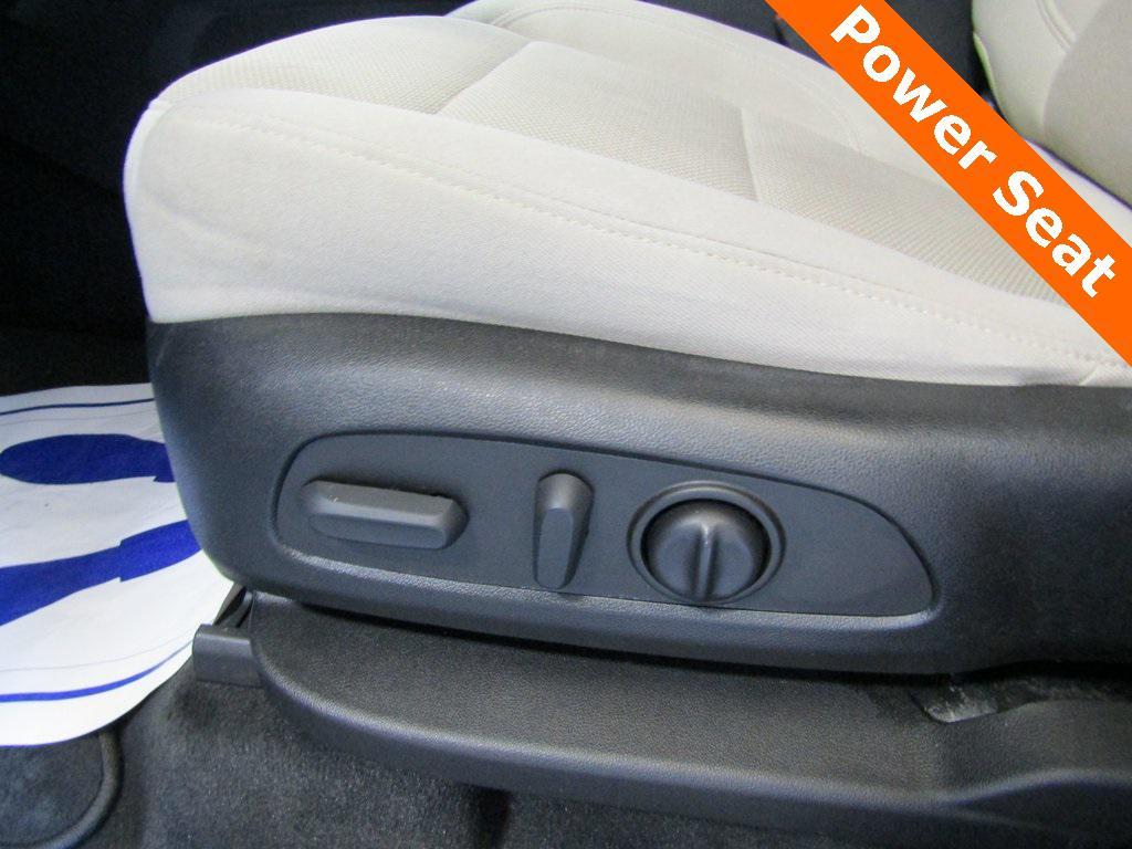 used 2022 Chevrolet Traverse car, priced at $24,000