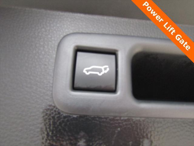 used 2024 Toyota Highlander car, priced at $41,500