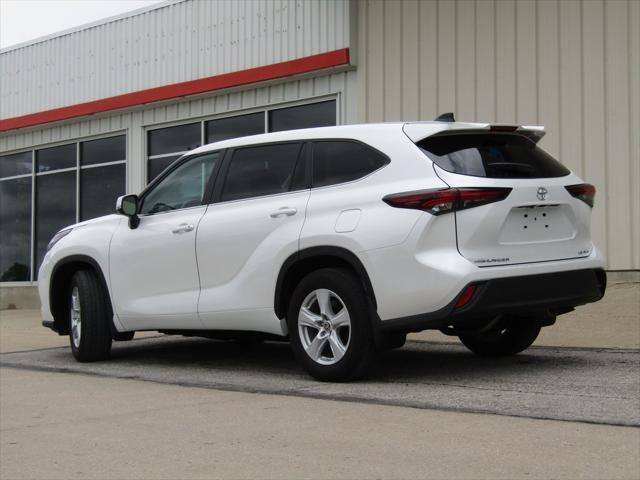 used 2024 Toyota Highlander car, priced at $41,500