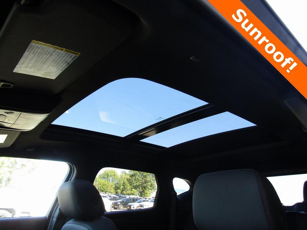 new 2025 Chevrolet Blazer car, priced at $51,905