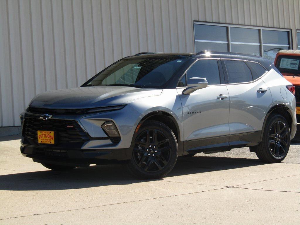 new 2025 Chevrolet Blazer car, priced at $51,905