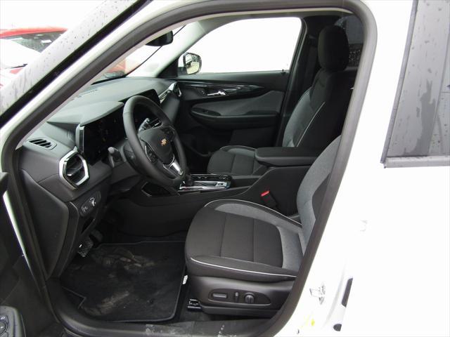 new 2025 Chevrolet TrailBlazer car, priced at $31,575