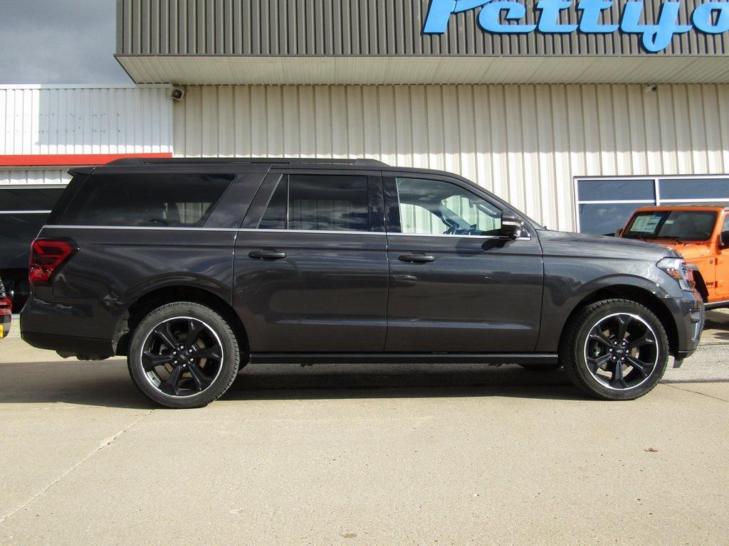 used 2022 Ford Expedition Max car, priced at $46,500