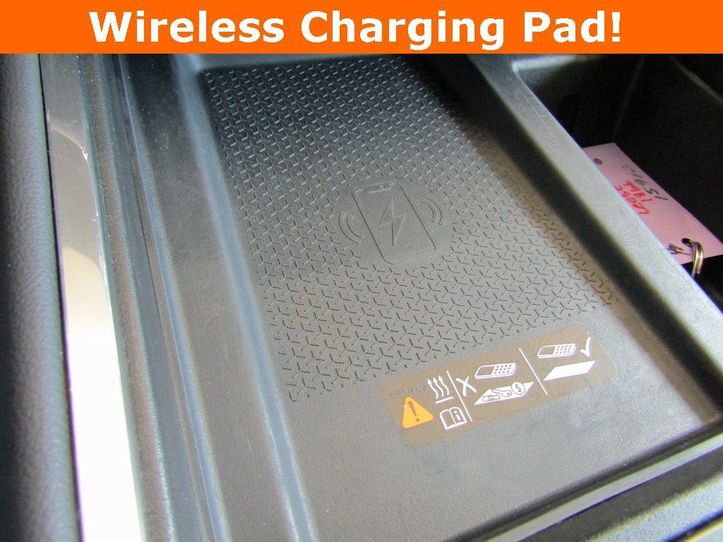 used 2025 GMC Acadia car, priced at $35,995