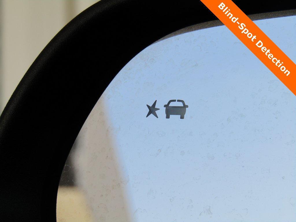 used 2025 GMC Acadia car, priced at $35,995