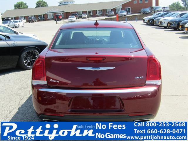 used 2021 Chrysler 300 car, priced at $25,800