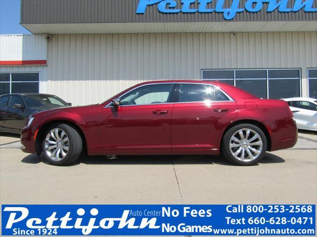 used 2021 Chrysler 300 car, priced at $25,800