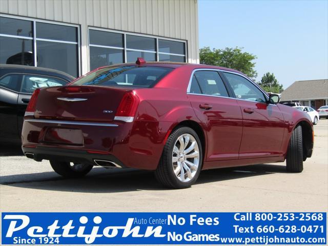 used 2021 Chrysler 300 car, priced at $25,800