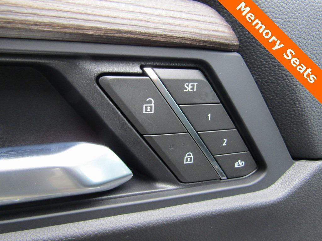 new 2026 GMC Acadia car, priced at $65,595