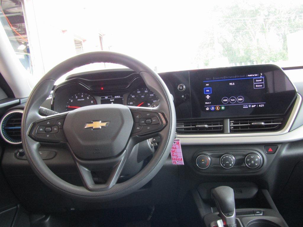 used 2024 Chevrolet Trax car, priced at $20,900