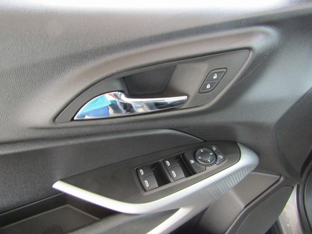 used 2024 Chevrolet Trax car, priced at $20,900