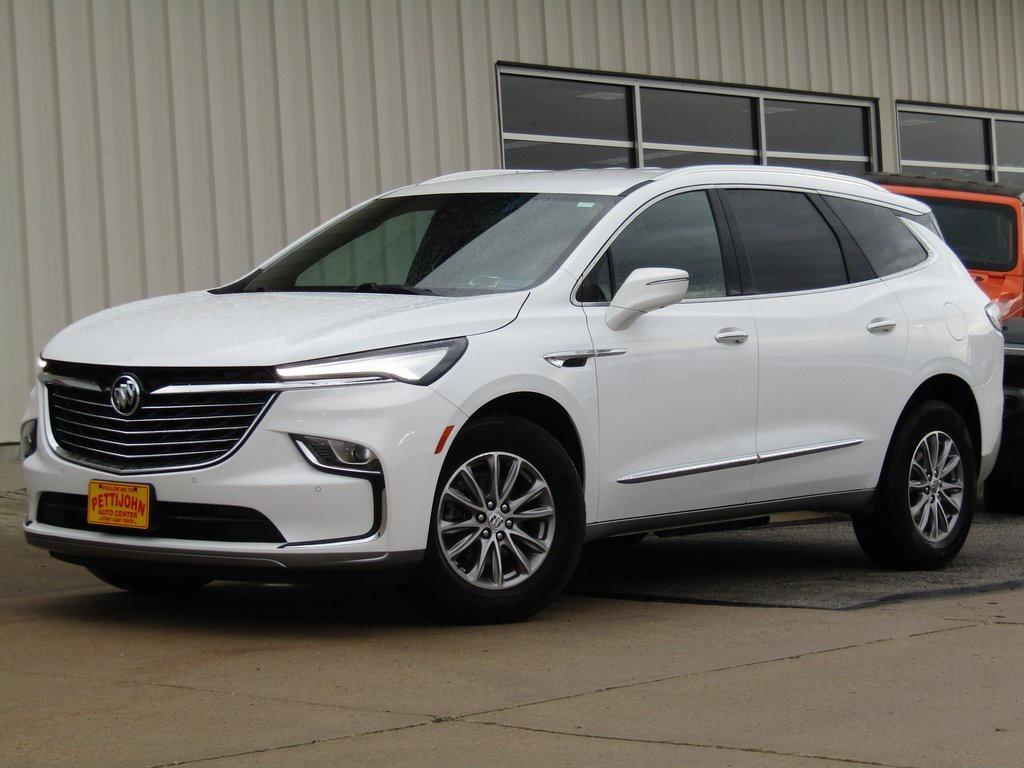 used 2024 Buick Enclave car, priced at $31,000