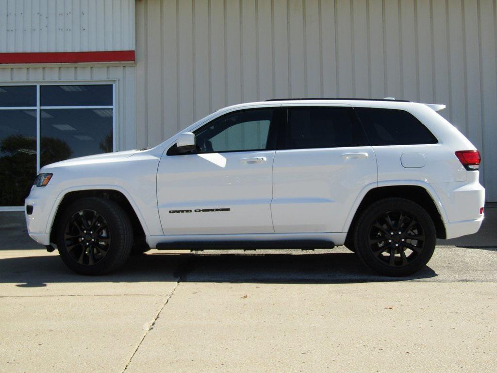 used 2020 Jeep Grand Cherokee car, priced at $25,500