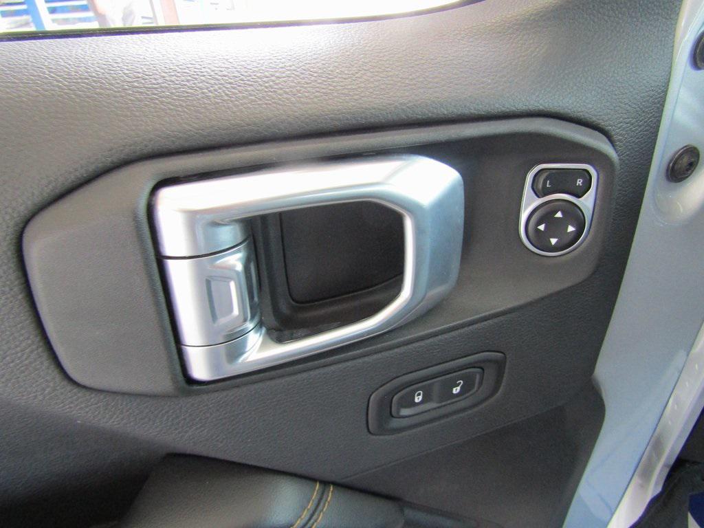 used 2024 Jeep Wrangler car, priced at $35,900