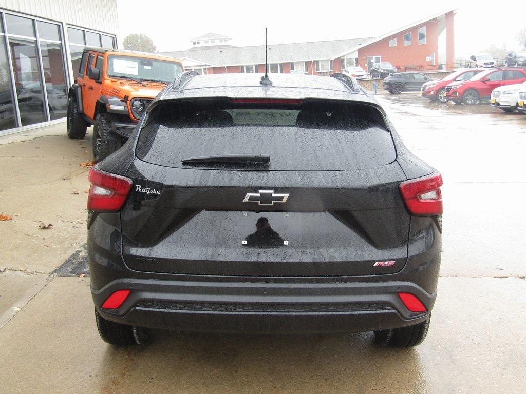 new 2025 Chevrolet Trax car, priced at $27,980