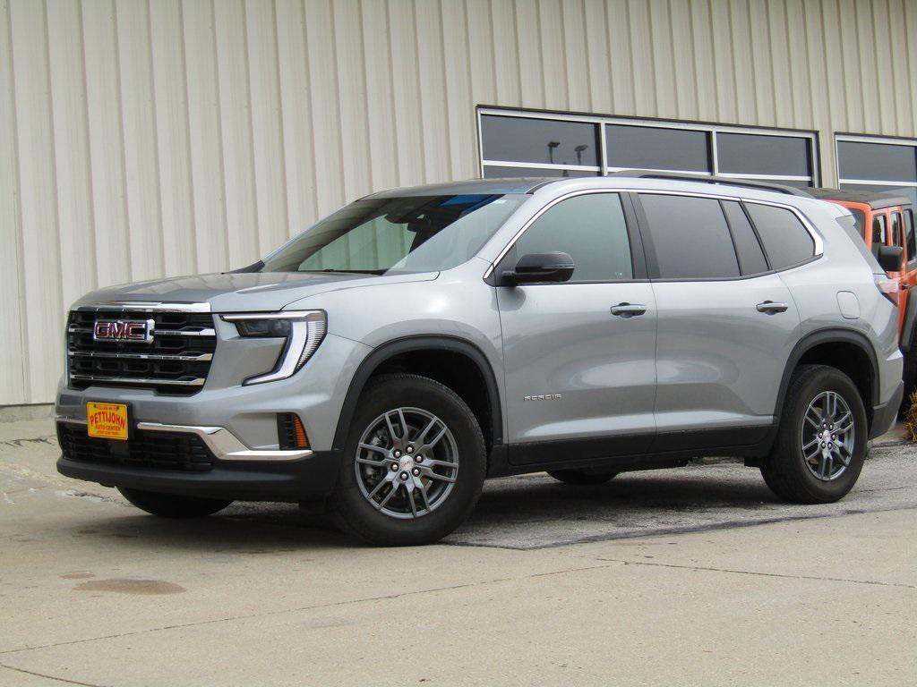 used 2025 GMC Acadia car, priced at $38,000
