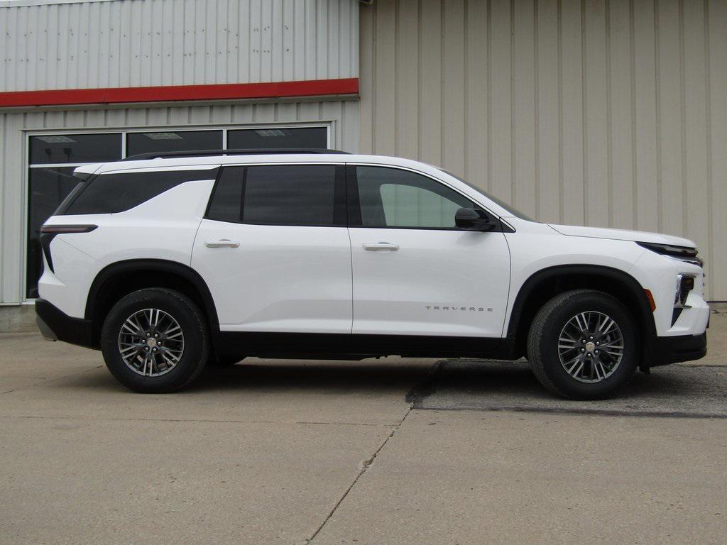 new 2026 Chevrolet Traverse car, priced at $44,920