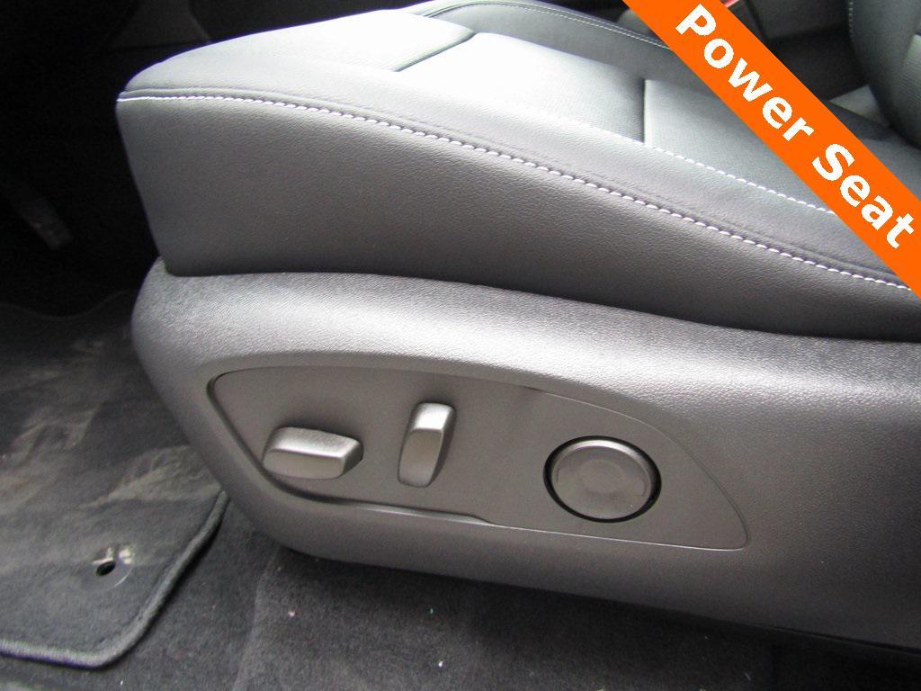 new 2026 Chevrolet Traverse car, priced at $44,920