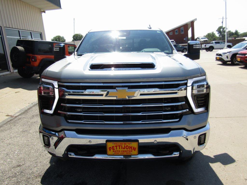 new 2026 Chevrolet Silverado 3500 car, priced at $82,055