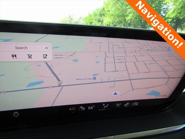 used 2025 Buick Envision car, priced at $39,995