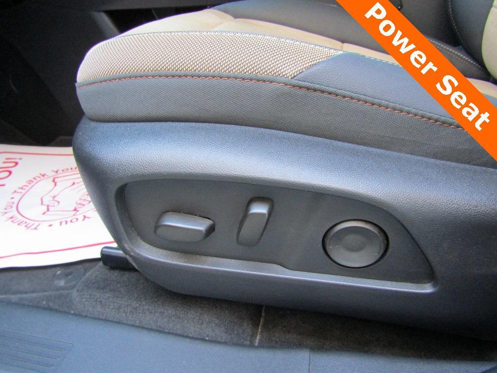 used 2025 Chevrolet Equinox car, priced at $32,000