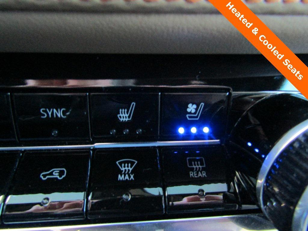used 2025 Chevrolet Equinox car, priced at $32,000