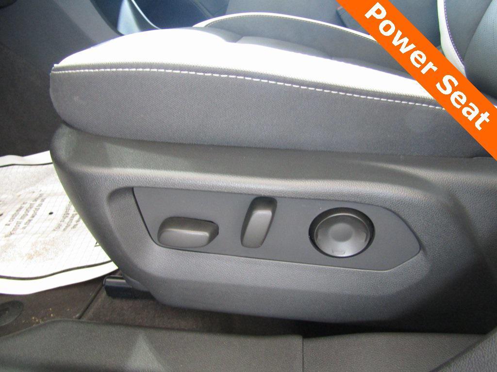 used 2025 Buick Envision car, priced at $36,000