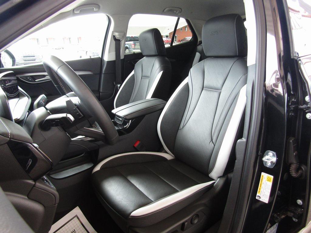 used 2025 Buick Envision car, priced at $36,000