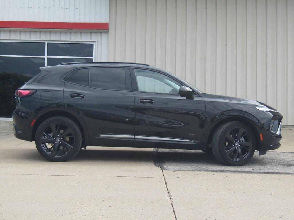 used 2025 Buick Envision car, priced at $36,000