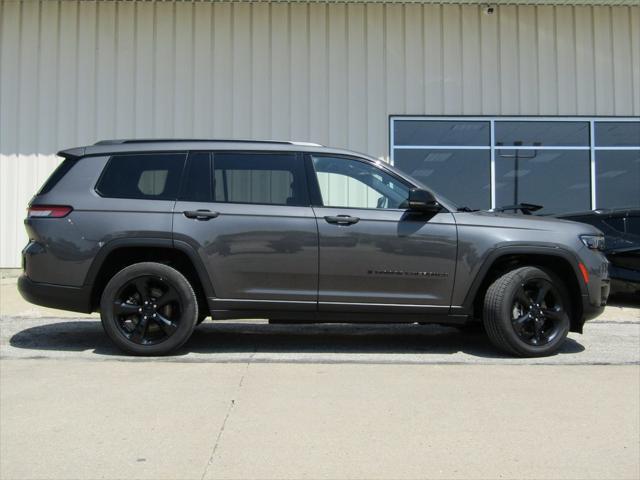 used 2022 Jeep Grand Cherokee L car, priced at $32,000