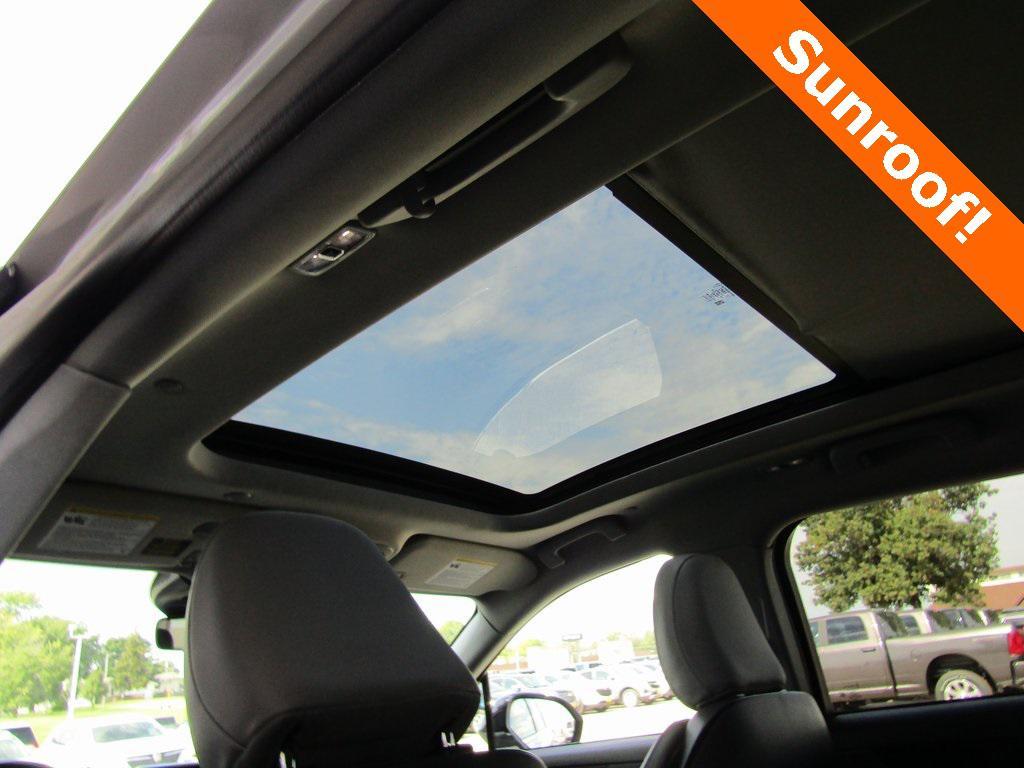 used 2022 Lincoln Corsair car, priced at $32,000