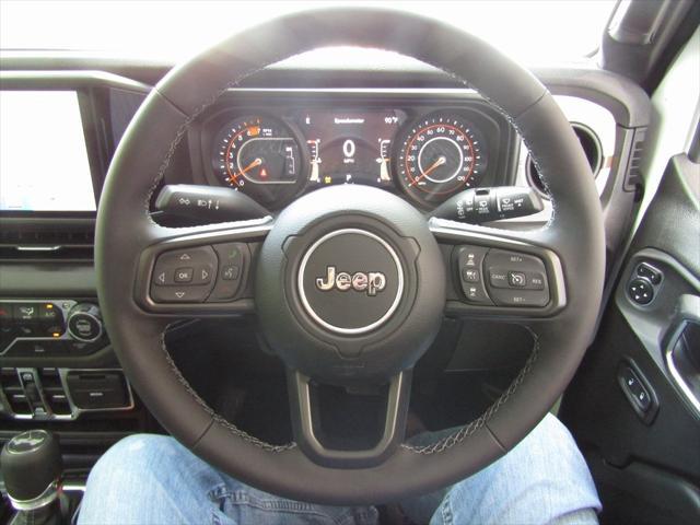 new 2025 Jeep Wrangler car, priced at $52,435