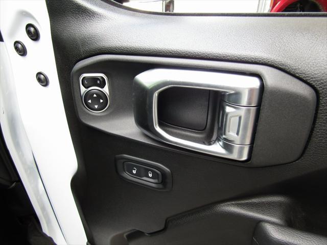 new 2025 Jeep Wrangler car, priced at $52,435