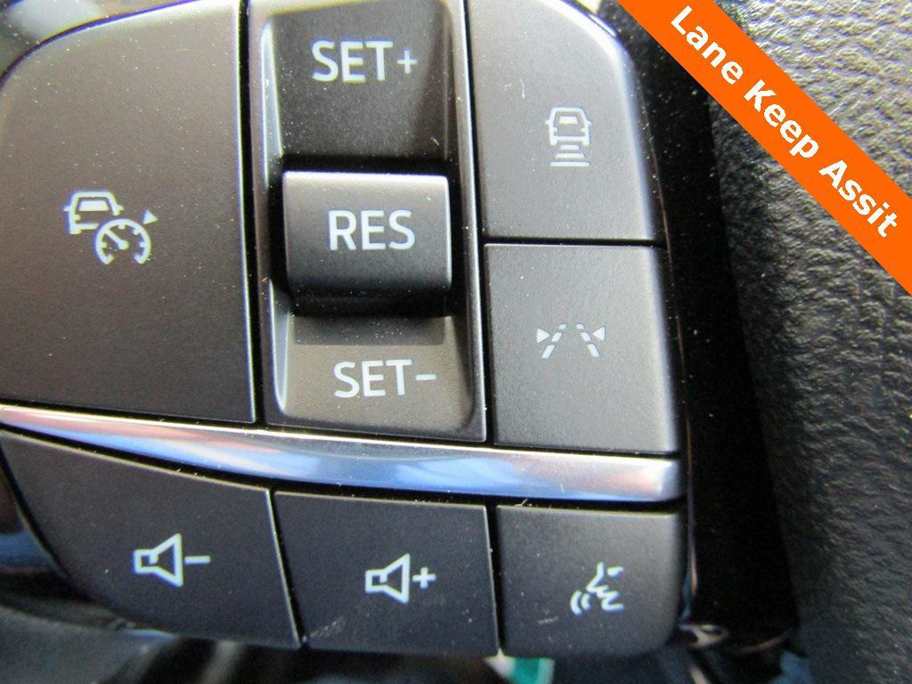 new 2025 Ford Escape PHEV car, priced at $35,991