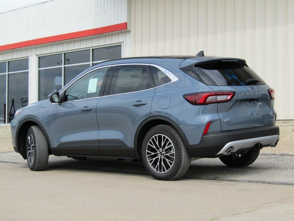 new 2025 Ford Escape PHEV car, priced at $35,991