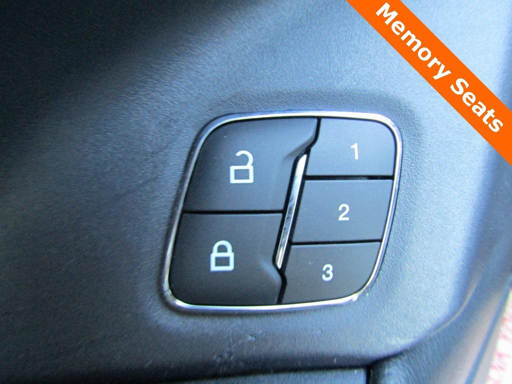 used 2020 Ford Expedition Max car, priced at $26,995