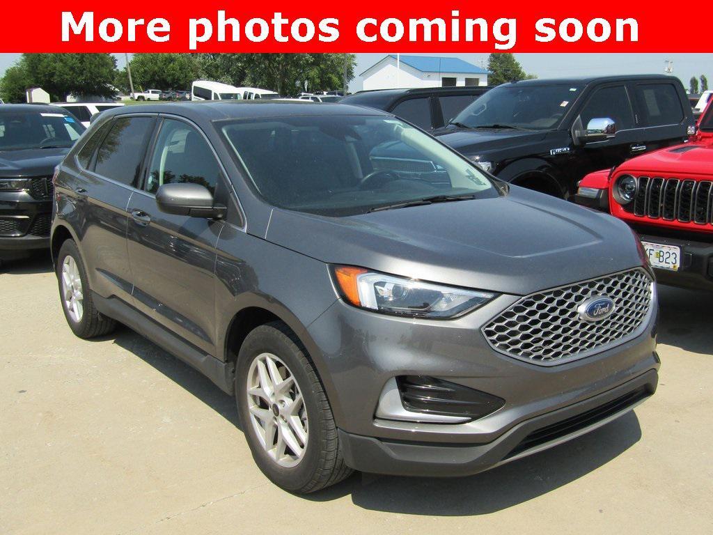 used 2024 Ford Edge car, priced at $25,000