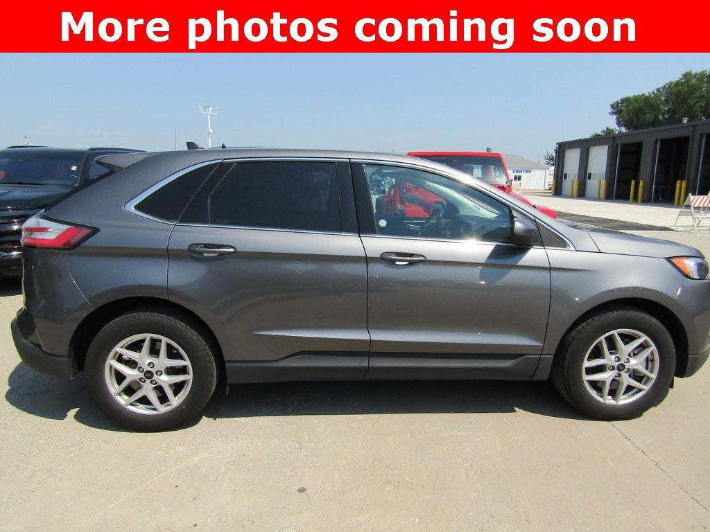 used 2024 Ford Edge car, priced at $25,000